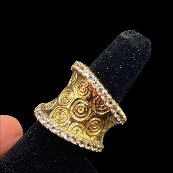 Sterling silver 925 concave ring with gold overlay swirl white sapphire - Picture 10 of 14